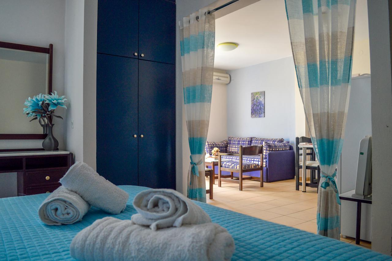 Manto On The Beach Apartments Барбати Экстерьер фото